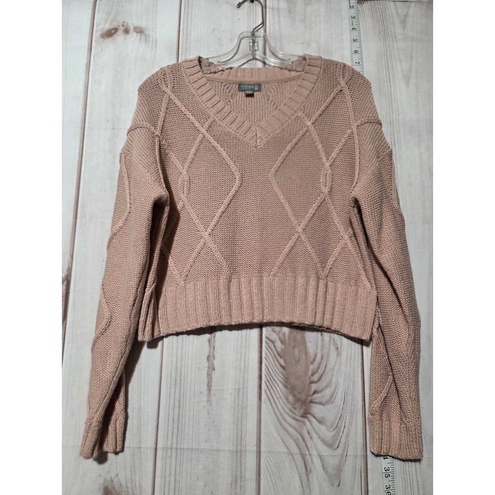 Cupcake Clothing LTD Pink Argyle‎ Knit V Neck Cropped Sweater Women's Small